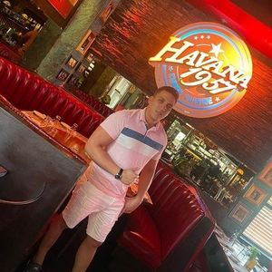 Meet your Posher, Frank j